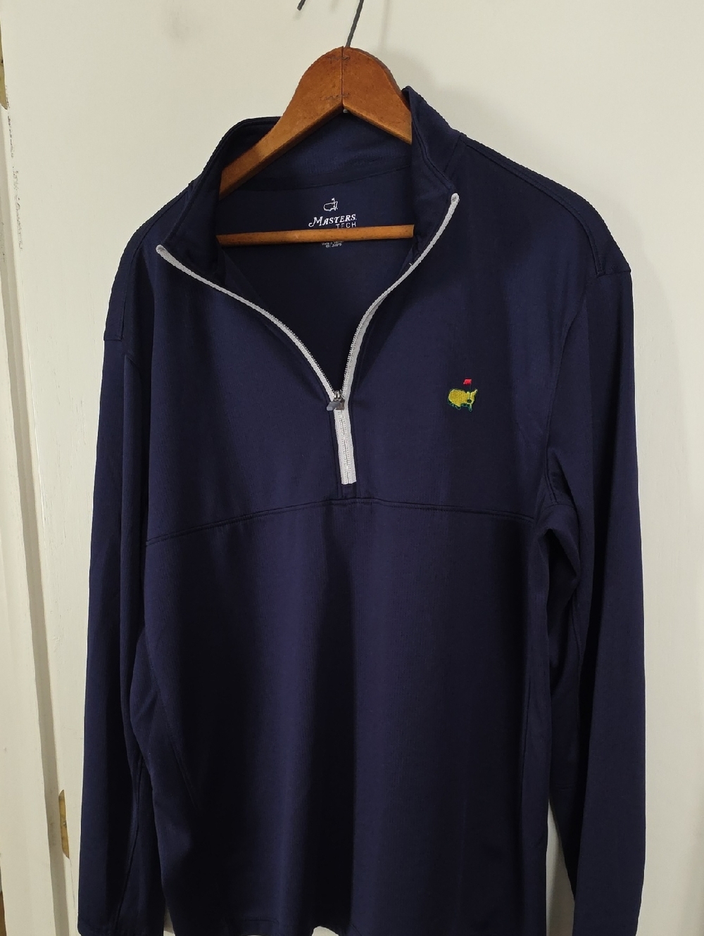 Masters Tech Large Navy Half-Zip Pullover with Multicolor Logo Perfect Condition